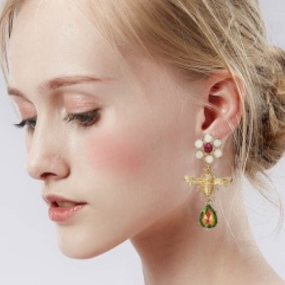 Fashion Jewelry Bee Flower Dangling Tassel Earrings Gold Color Alloy - Picture 6 of 7